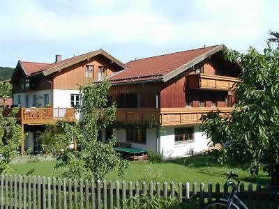 Hotel Gaestehaus Alpin-Ab 1. Mai Chiemgau-Karten Betrieb Bergen  Zewnętrze zdjęcie