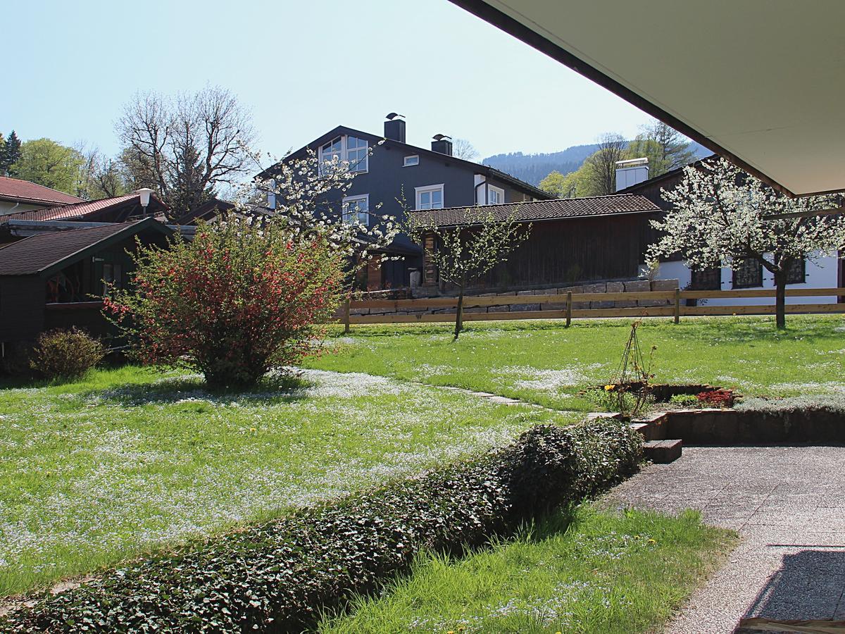 Hotel Gaestehaus Alpin-Ab 1. Mai Chiemgau-Karten Betrieb Bergen  Zewnętrze zdjęcie