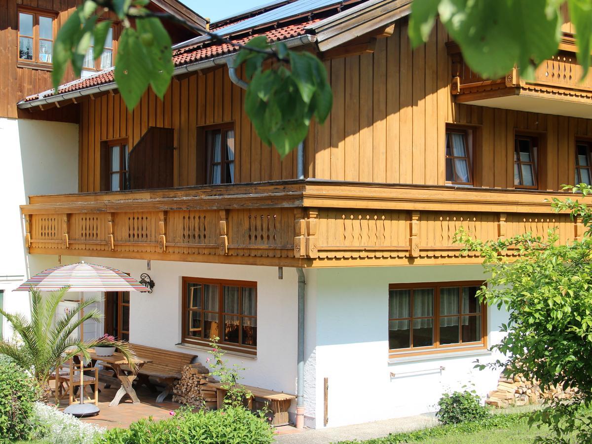 Hotel Gaestehaus Alpin-Ab 1. Mai Chiemgau-Karten Betrieb Bergen  Zewnętrze zdjęcie